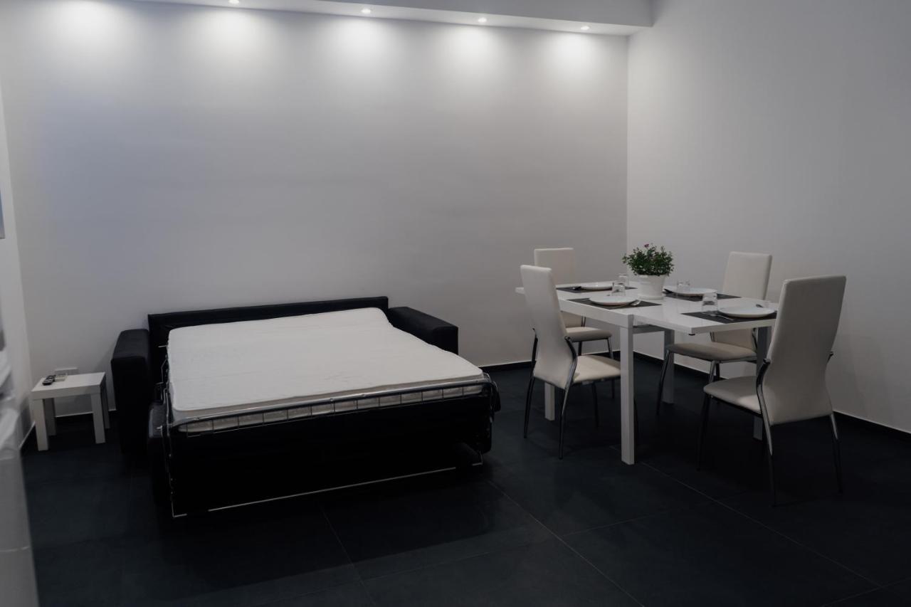 Domus Residence - Cicerone - Bari Bagian luar foto