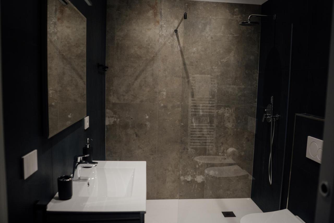 Domus Residence - Cicerone - Bari Bagian luar foto