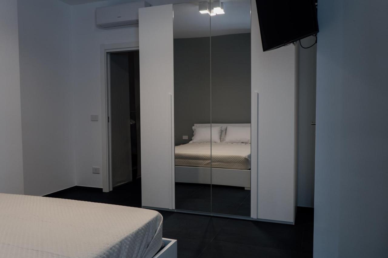 Domus Residence - Cicerone - Bari Bagian luar foto