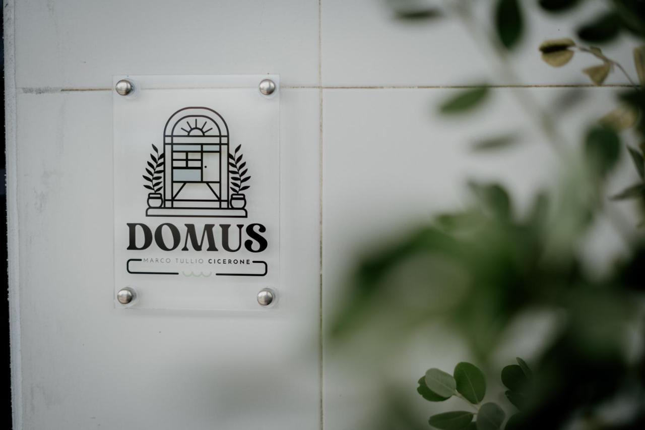 Domus Residence - Cicerone - Bari Bagian luar foto